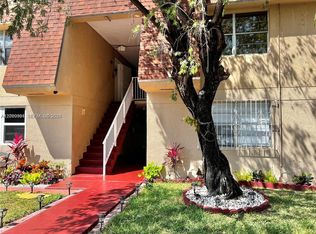 220 NW 107th Ave APT 101, Miami, FL 33172