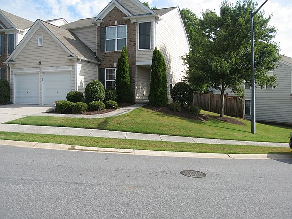 5th image of 251 Balaban Cir