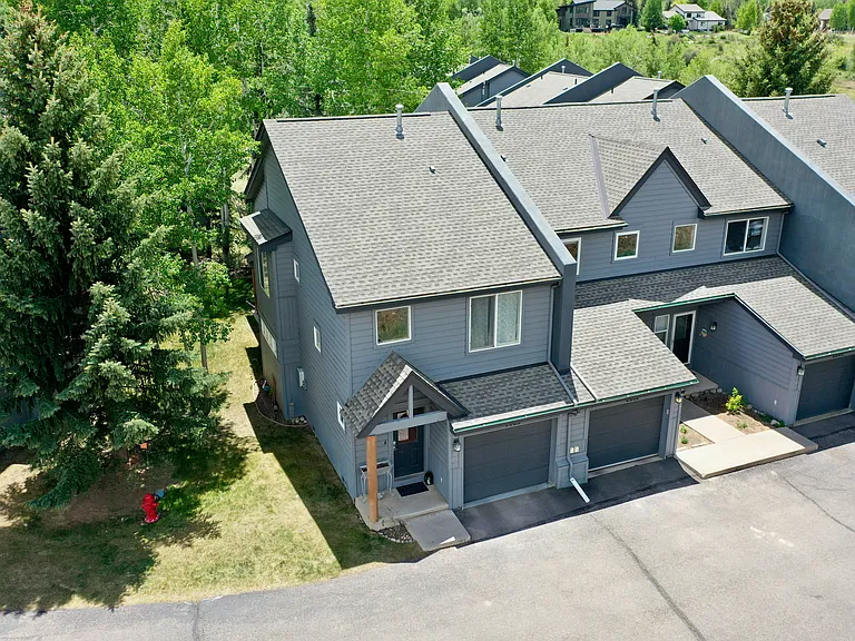 End Unit Townhouse