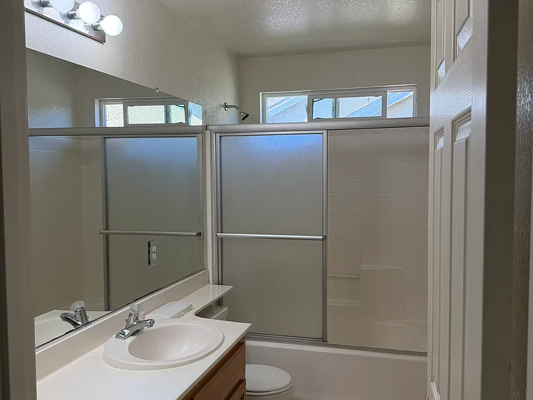 2154 Devin Ct — Photo 16