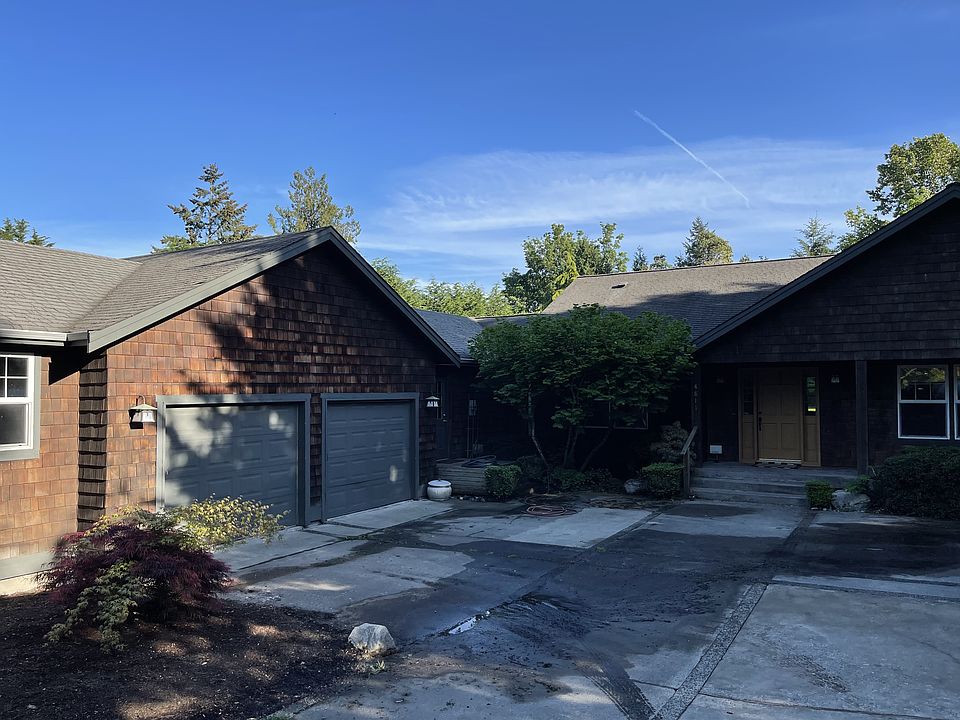 1st image of 4811 S 150th St