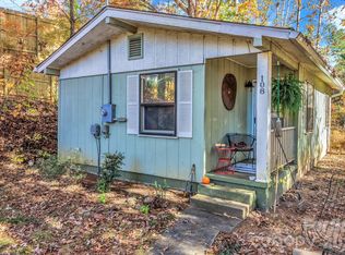 108 Hidden Pond Ln, Asheville, NC 28804