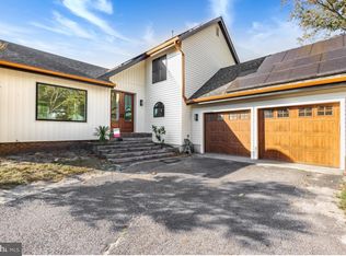 6 Mill Run Dr, Hammonton, NJ 08037