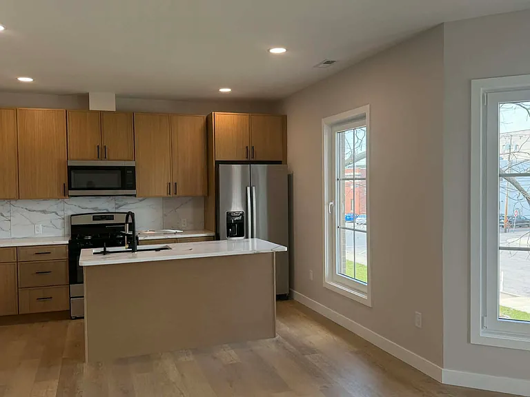 603 Pine St #1 — Photo 4