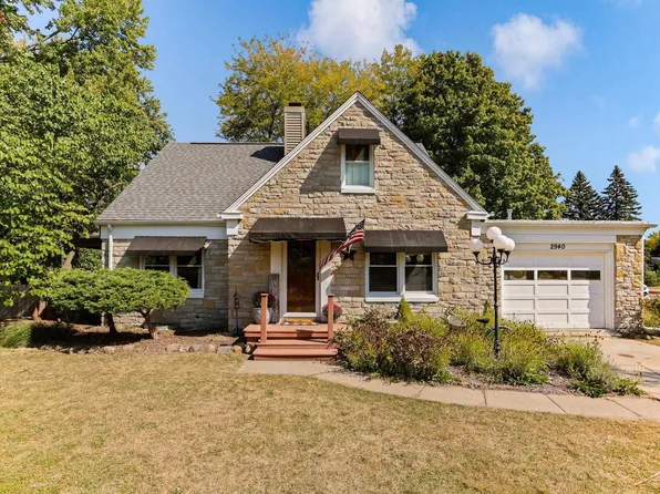 2940 Hemmeter Rd, Saginaw, MI 48603