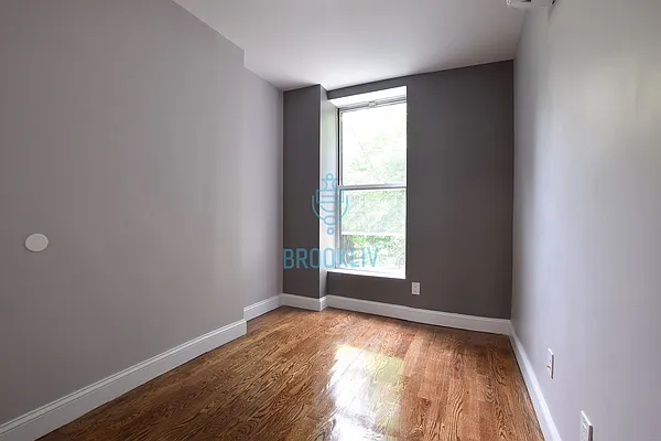 Rented by null | media 6