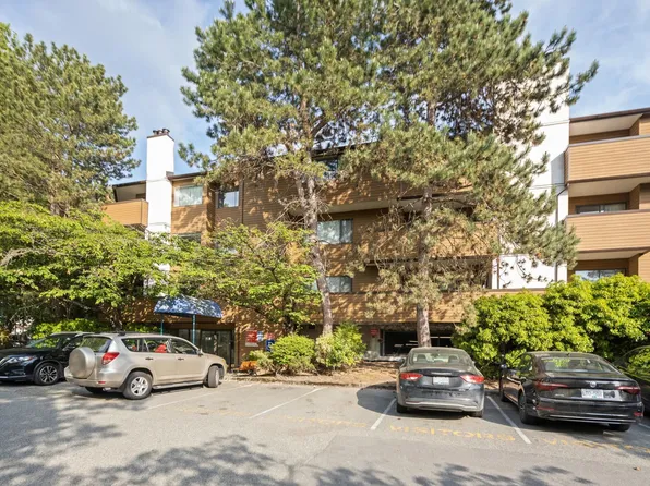 7297 Moffatt Rd #111, Richmond, BC V6Y 3E6