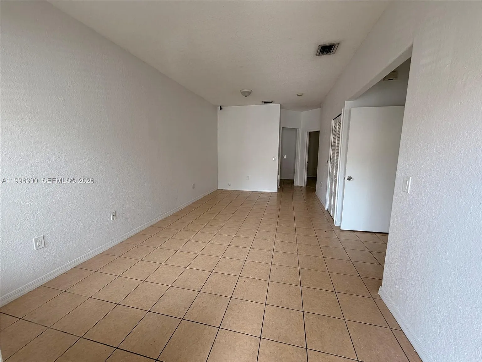 Old Biscayne Villas Condo — Photo 4