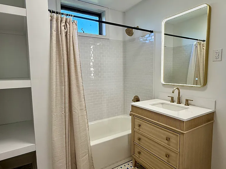 232 Riverside Dr — Photo 17