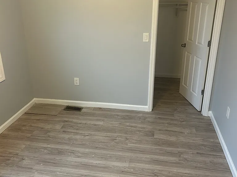 603 Grove St — Photo 6