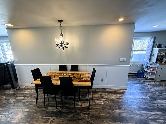 4th image of 8 Powell Lane