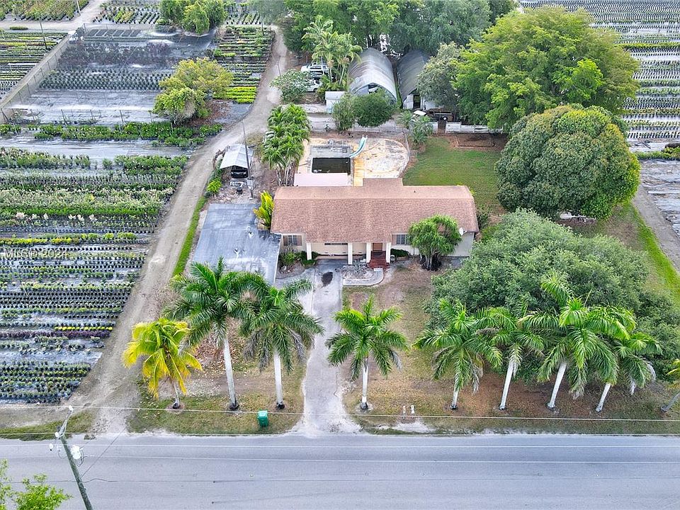2nd image of 15690 SW 256th St