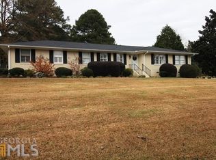 2 Dogwood Rd, Newnan, GA 30263