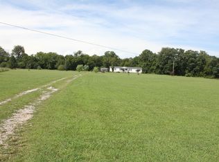 122 Clem Creek Rd, Chapel Hill, TN 37034