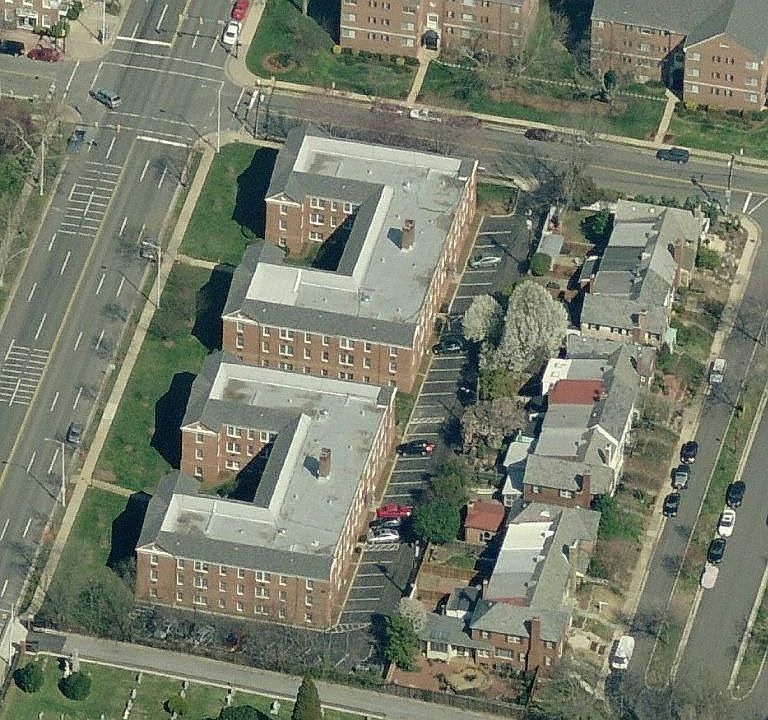 1st image of 307 S Washington St