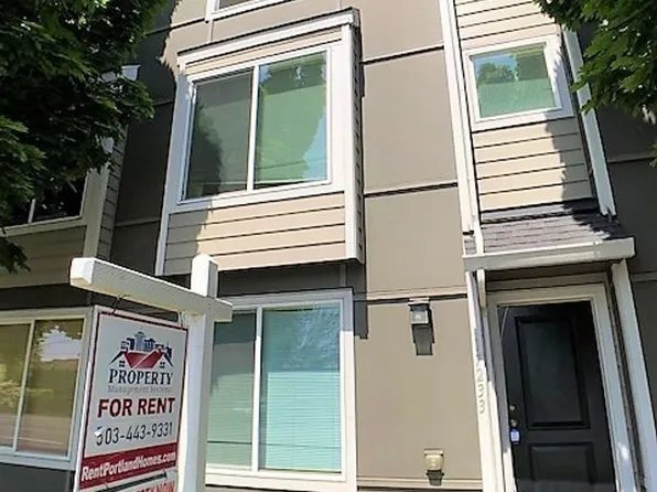 17233 SW Baseline Rd, Beaverton, OR 97006