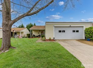 50 Juniper Plz #B, Monroe Township, NJ 08831