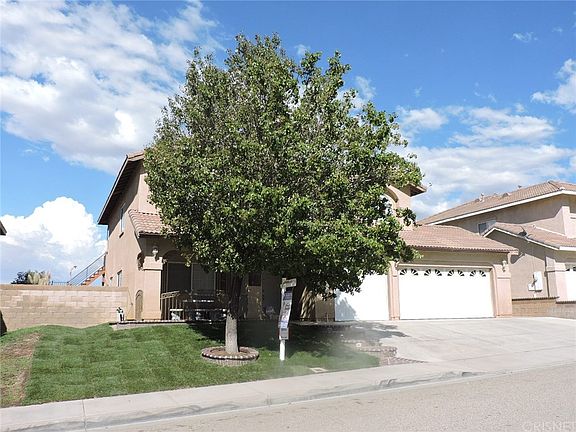 3rd image of 4017 Grandview Dr