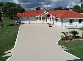 1 Coral Reef Ct N, Palm Coast, FL 32137