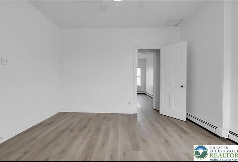 315 N 6th St #3 — Photo 3
