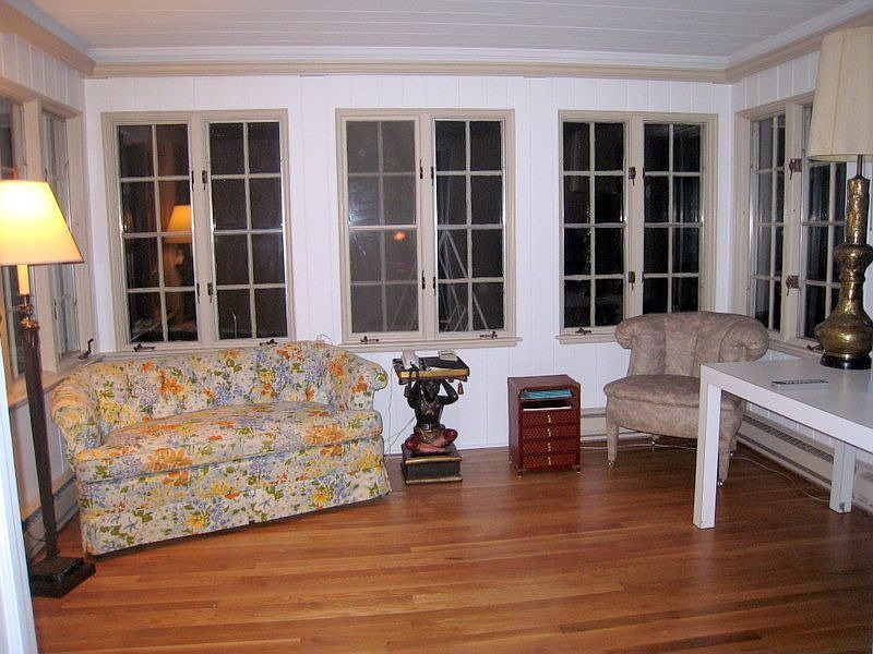 2nd image of 761 Southfield Rd