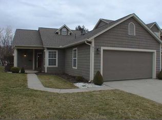 811 Cobblestone Dr, Troy, OH 45373