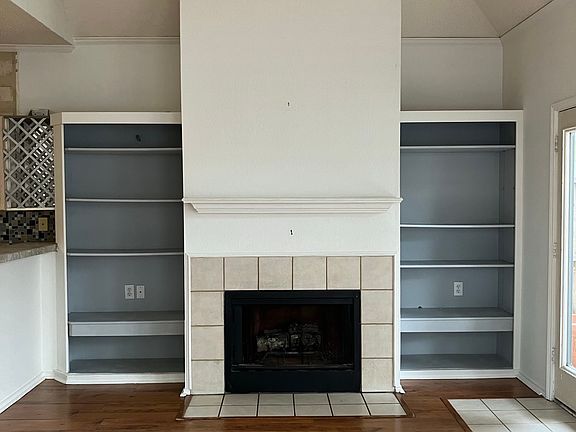 2nd image of 6020 Barrington Ct