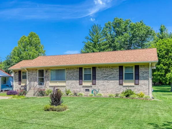 405B Hitt Ln, Goodlettsville, TN 37072
