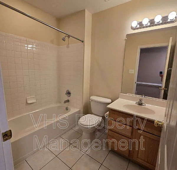 832 Fox Den Rd — Photo 25