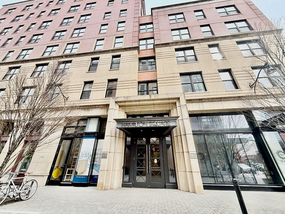 1st image of 232 Pavonia Ave APT 220
