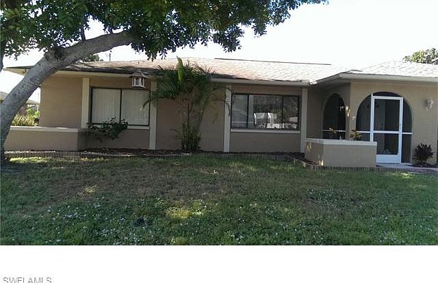 1st image of 2108 SE 8th Ave