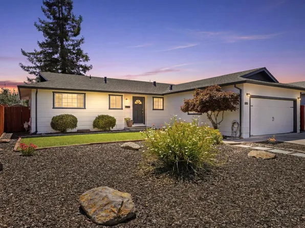 440 Eastwood Drive, Petaluma, CA 94954