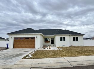 1746 Flagstone Dr, Elko, NV 89801