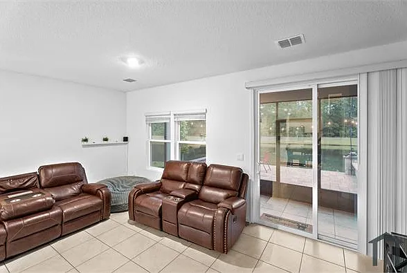 27 Coastline Way — Photo 14