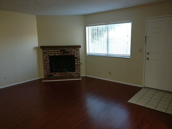 5th image of 13422 Francisquito Ave APT C