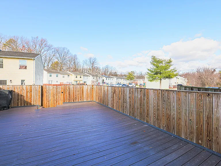 14 Luffing Ct — Photo 7