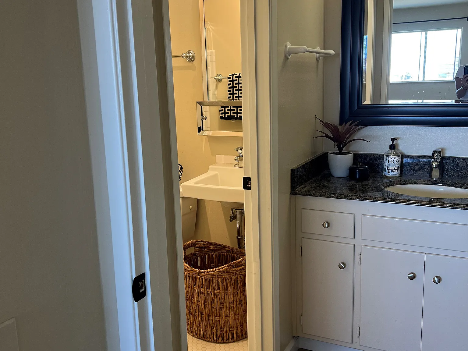1 bed, $2,495 — Photo 2