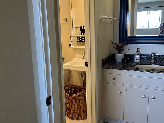 2nd image of 555 Oakland Ave APT 3E