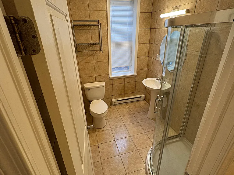 1206 W Airdrie St #2 — Photo 15