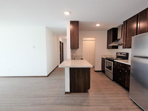 5th image of 2050 Delaware Ave APT 331