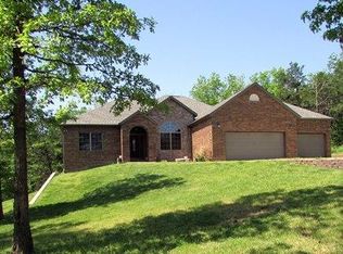800 Ingenthron Ln, Forsyth, MO 65653
