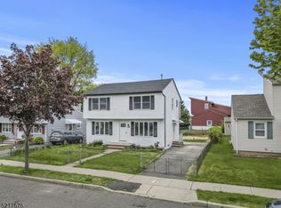 26 Stanley St, Clifton, NJ