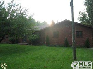 6590 Cribbins Rd, Grant Township, MI 48032