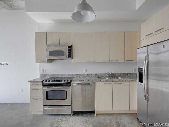 5th image of 2001 Meridian Ave APT 520