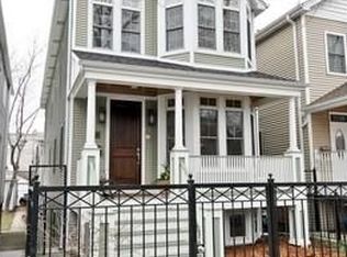 2240 W Fletcher St, Chicago, IL 60618