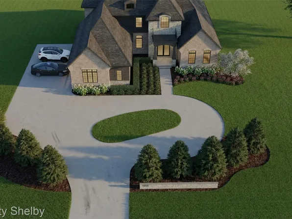 1055 E Avon Rd, Rochester, MI 48307