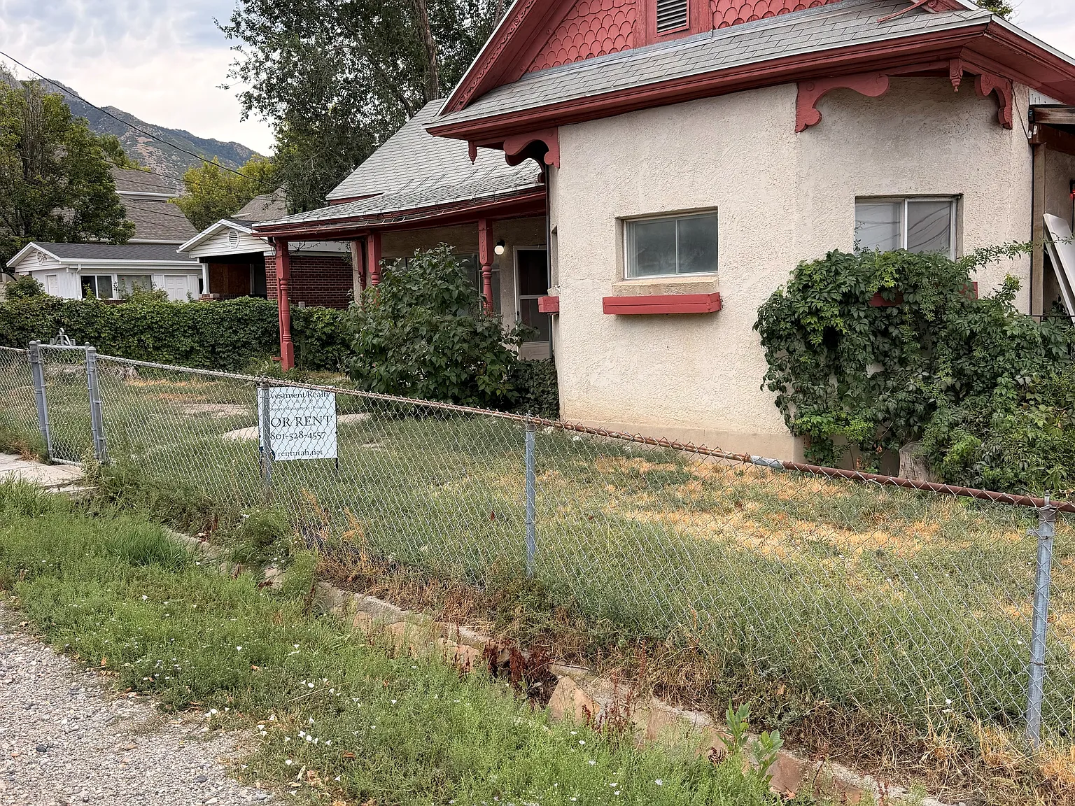 3 bed, 2.0 bath, $1,830 — Photo 2