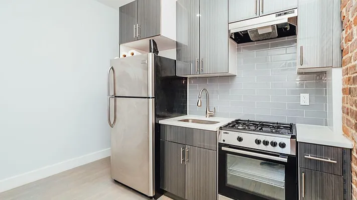 Rented by Nooklyn NYC LLC | media 21