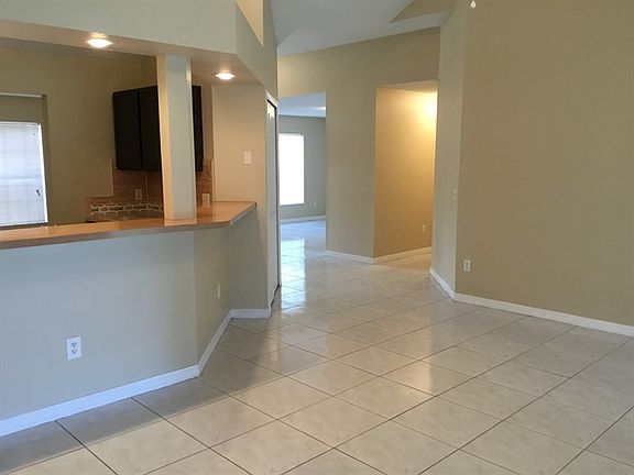 5th image of 2204 Abalone Blvd