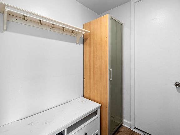 5th image of 1451 E 55th St APT 225N